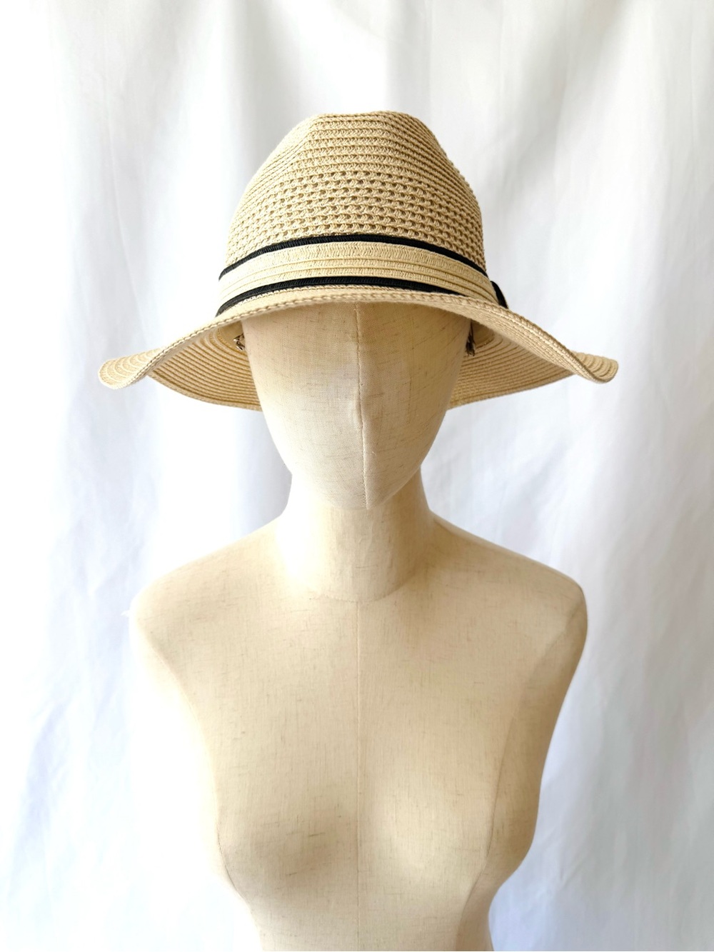 Jane & Berry Woven Straw Hat - Picture 2 of 4